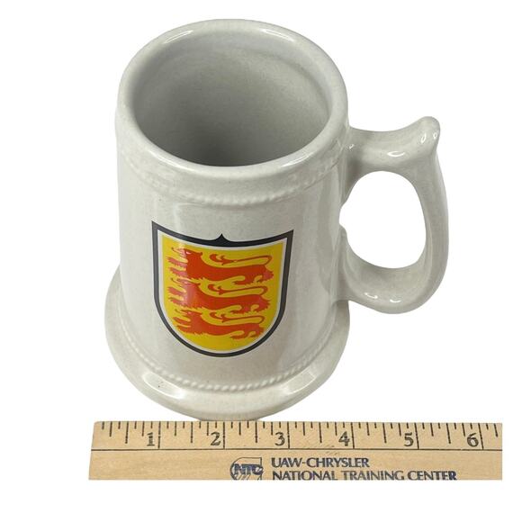 VTG Pfaltzgraff 286M BEER MUG STEIN MUG Tankard Ceramic 3 Lions Coat of Arms USA - Picture 6 of 7